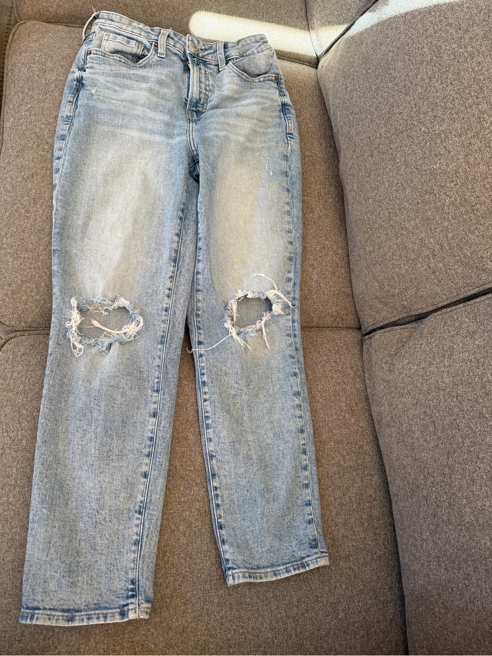 Old Navy Light Blue Ripped O.G straight Jeans high rise